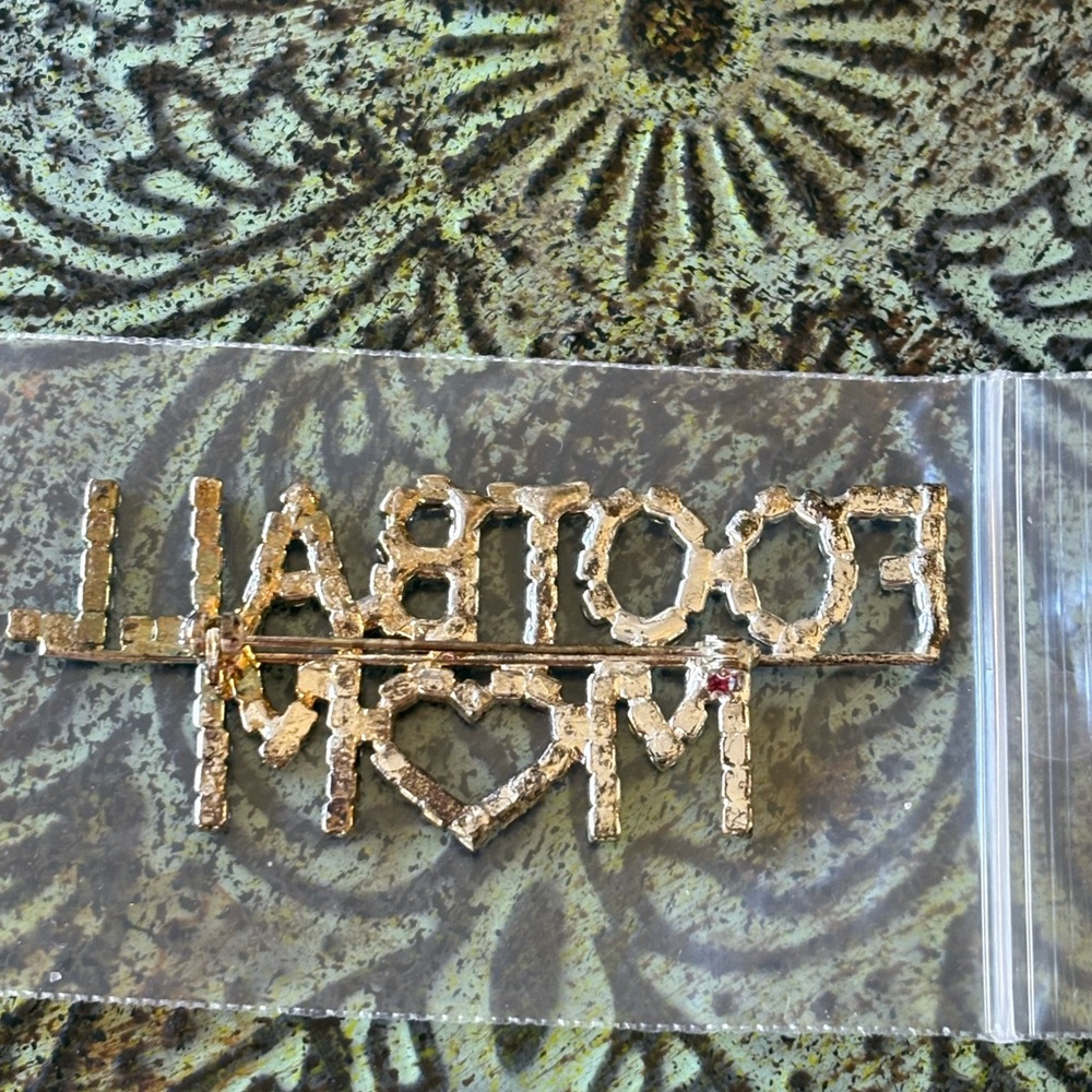 NWOT Sparkling Rhinestones “Football Mom” Brooch - Picture 6 of 7